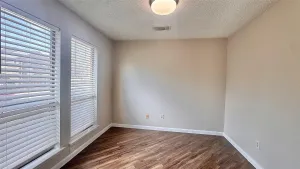 Arlington, TX 76012
