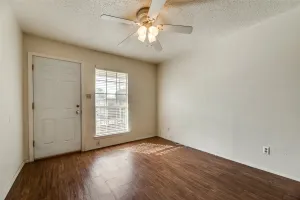 Arlington, TX 76011