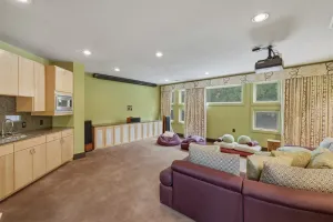 Arlington, TX 76006