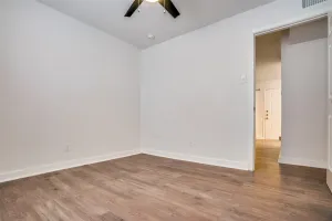 Dallas, TX 75206