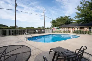 Carrollton, TX 75006