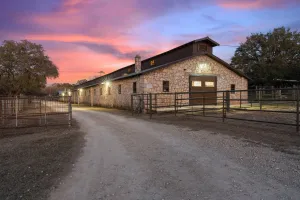 Hunt, TX 78024
