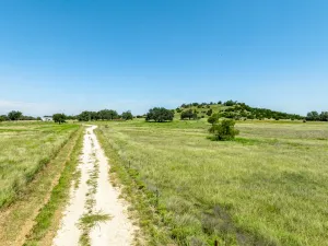 Evant, TX 76525