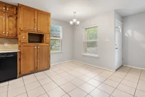 Cleburne, TX 76033