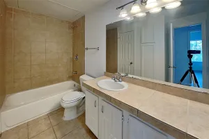 Dallas, TX 75204