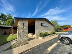 Hurst, TX 76053