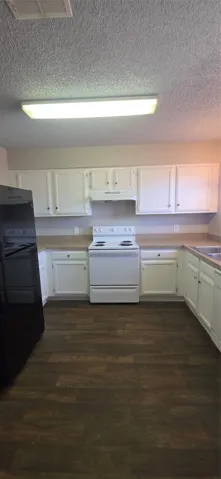 Benbrook, TX 76126