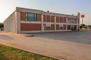Longview, TX 75605