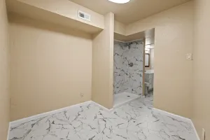 Fort Worth, TX 76112
