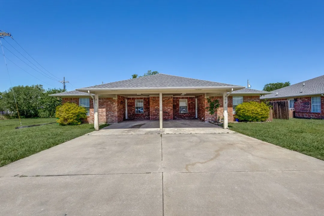 Celina, TX 75009