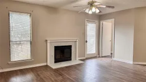 Arlington, TX 76012