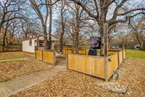 Burleson, TX 76028