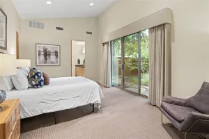 Dallas, TX 75205