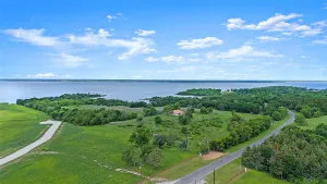 Windom, TX 75492