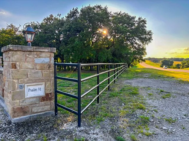Valley Mills, TX 76689
