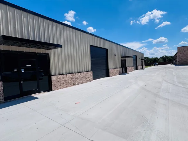 Azle, TX 76020