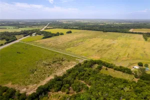 Bonham, TX 75418
