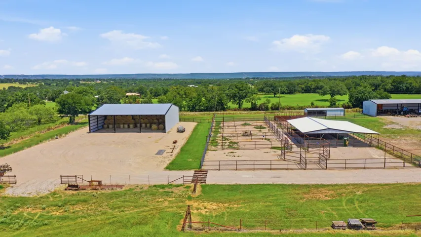 Santo, TX 76472