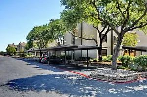 Dallas, TX 75231
