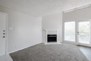 Dallas, TX 75237