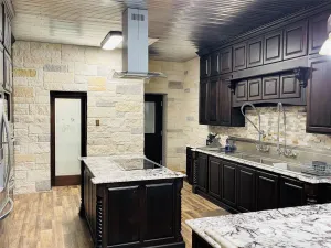 Bronte, TX 76933