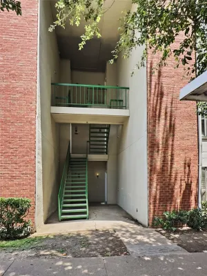 Dallas, TX 75231