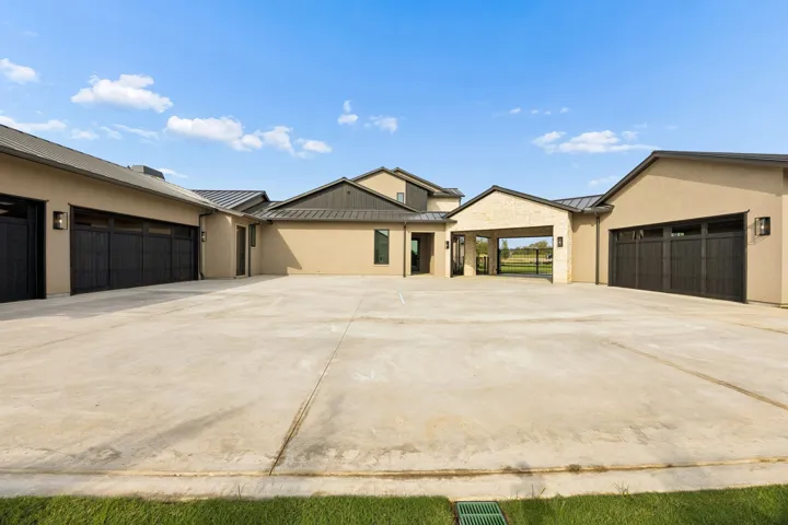 Bartonville, TX 76226
