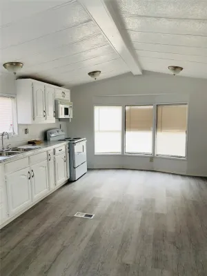 Newark, TX 76071