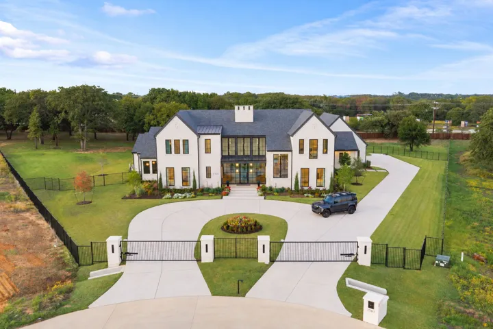 Bartonville, TX 76226