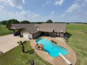 Campbell, TX 75422