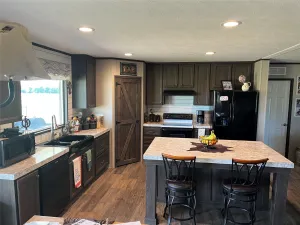 Lake Creek, TX 75450