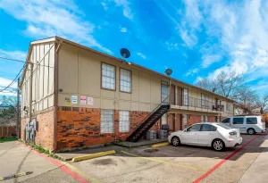 Arlington, TX 76011