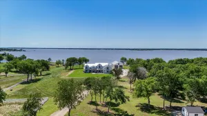 Kerens, TX 75144