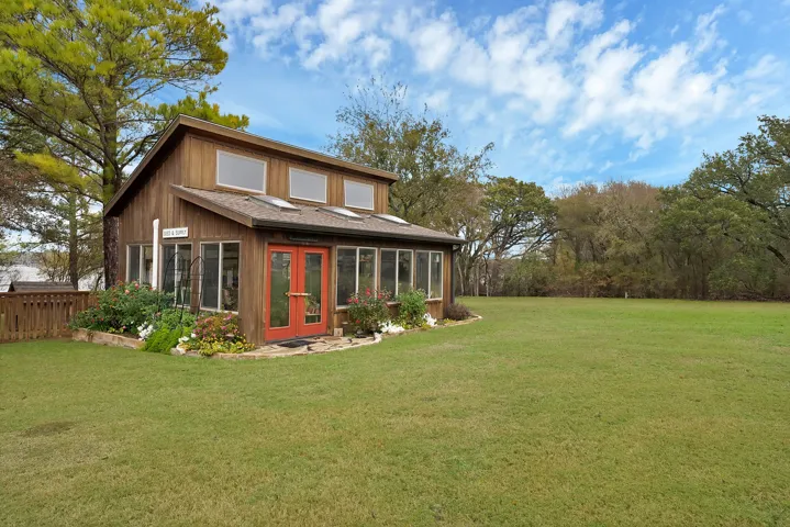 Kerens, TX 75144
