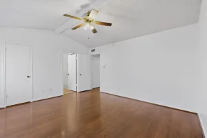 Dallas, TX 75240