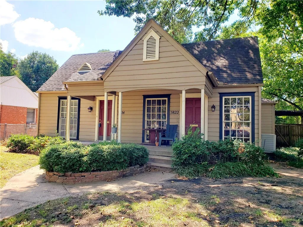 Dallas, TX 75206