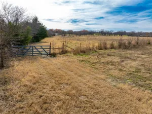 Bristol, TX 75119