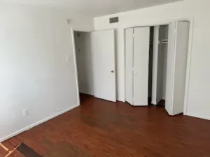 Arlington, TX 76010