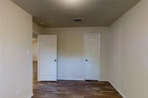 Fort Worth, TX 76115