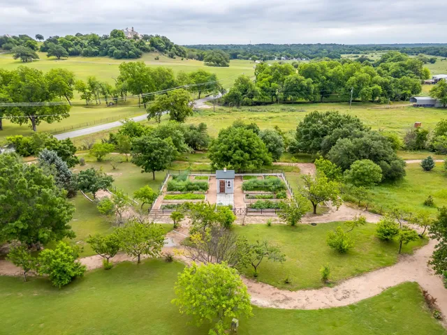 Hudson Oaks, TX 76087