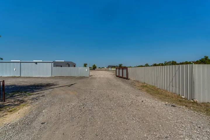 Waxahachie, TX 75165