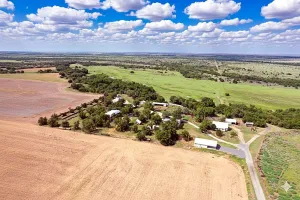 Harrold, TX 76364