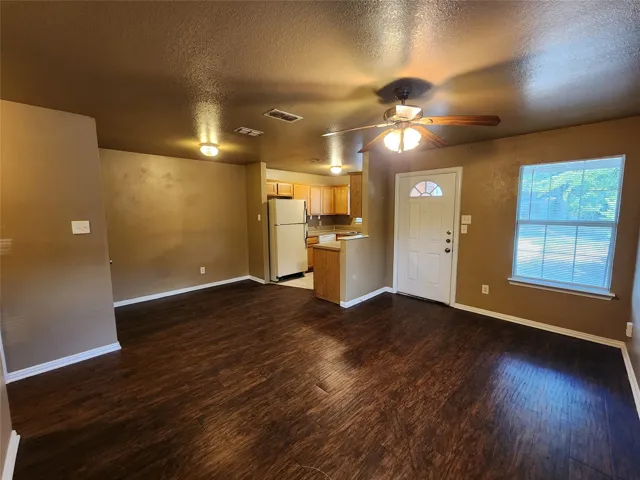 Fort Worth, TX 76111