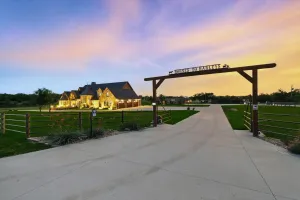 Northlake, TX 76247