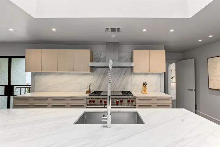 Westover Hills, TX 76107