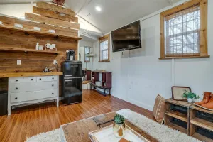 Burleson, TX 76028