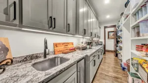 Mineral Wells, TX 76067