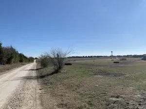 Trenton, TX 75490