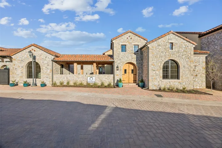 Westlake, TX 76262