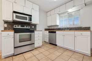 Grapevine, TX 76051